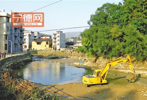 周宁县泗桥乡赤岩村开展河道清淤工程